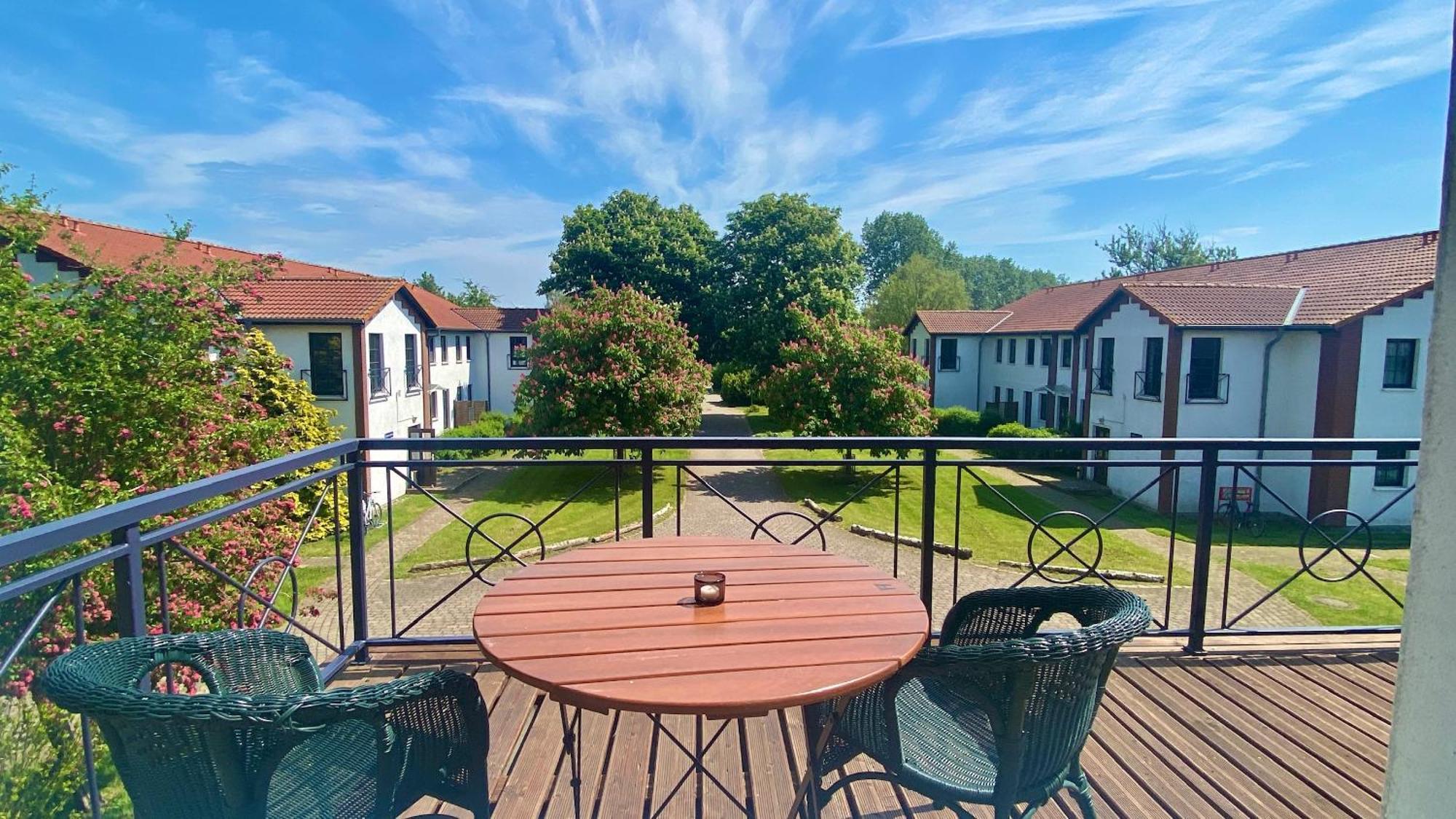 Hotel Ostseeland Rostock Ngoại thất bức ảnh