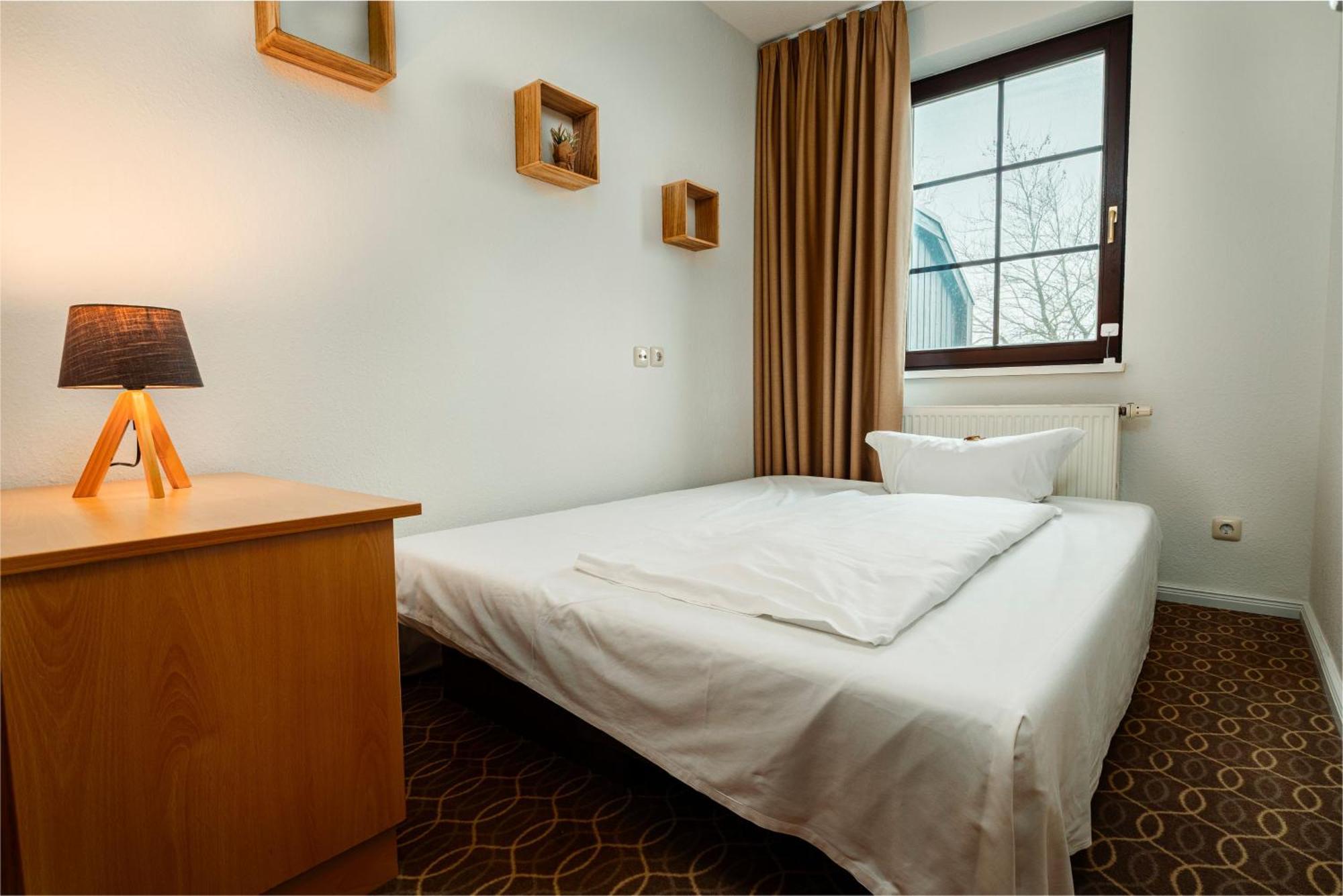 Hotel Ostseeland Rostock Ngoại thất bức ảnh